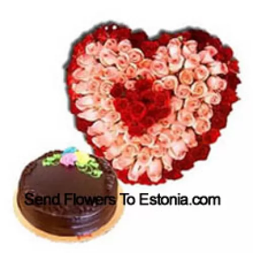Hartvormige opstelling van 151 rozen (rood en roze) samen met heerlijke 1 kg chocolade truffelcake